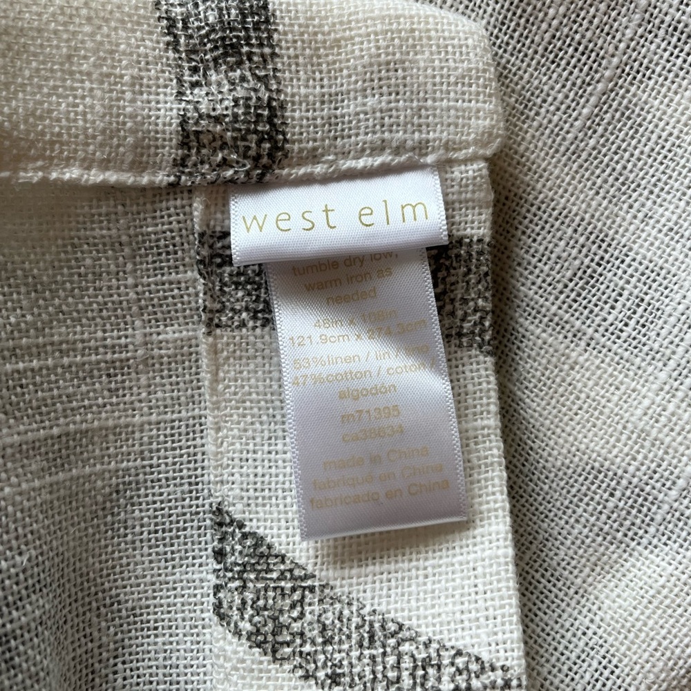 West Elm 108” Linen & Cotton Geometric Floral Print Curtains White Grey 2 Panels - Picture 4 of 5